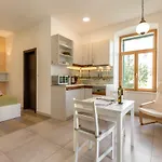 Dzapo Apartment *