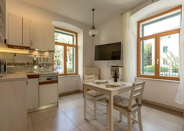 아파트 스튜디오 아파트먼트 자포 *