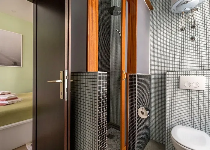 스튜디오 아파트먼트 자포 *