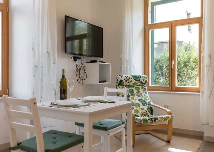 스튜디오 아파트먼트 자포 아파트